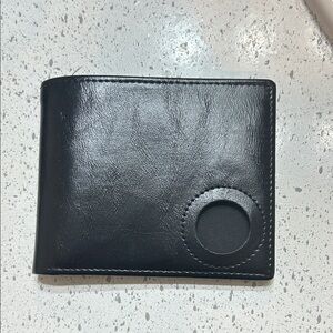 Amazon Black Leather Card Holder with Air Tag compartment
